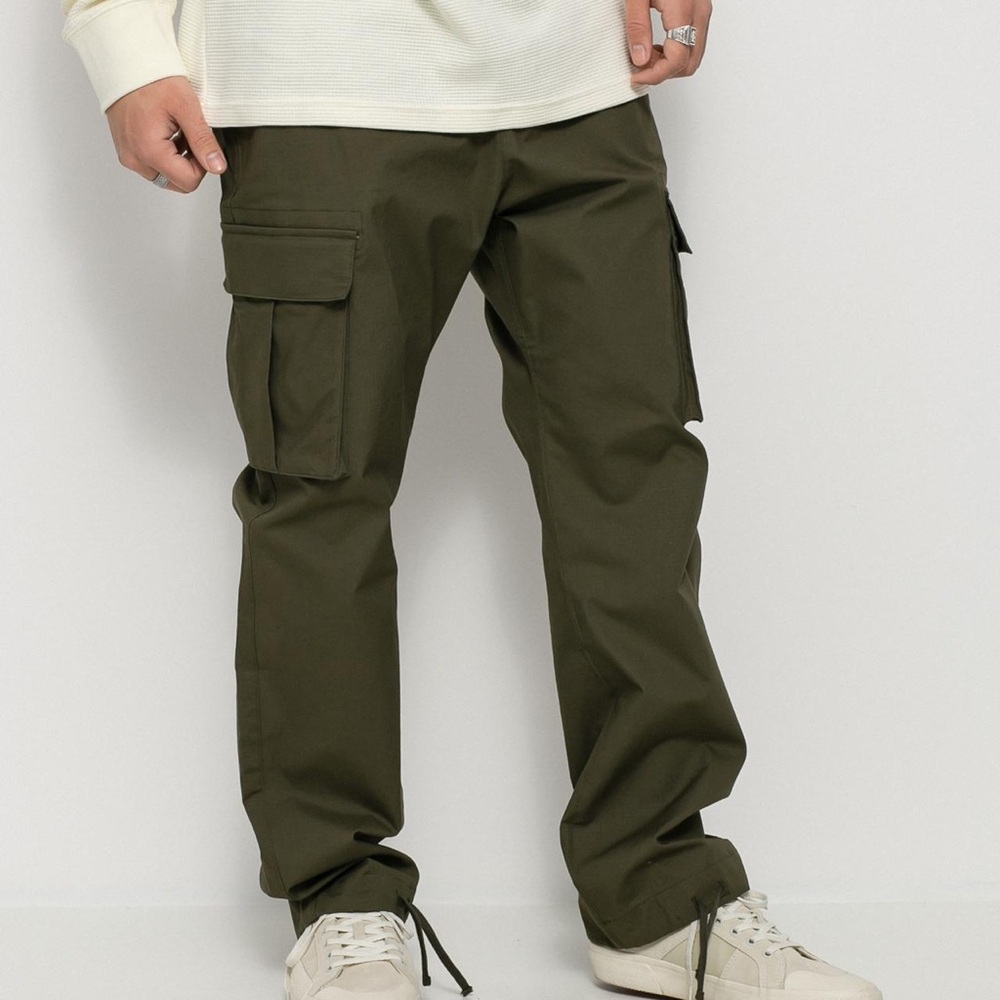 Nike SB Skate Cargo Pant Green Men’s Size 34